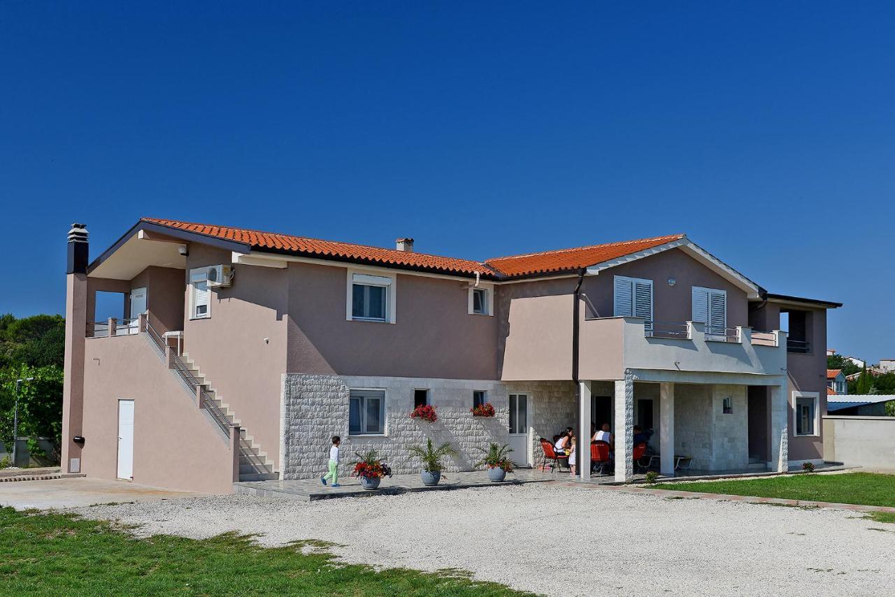 Apartment Mario Pula Exteriér fotografie