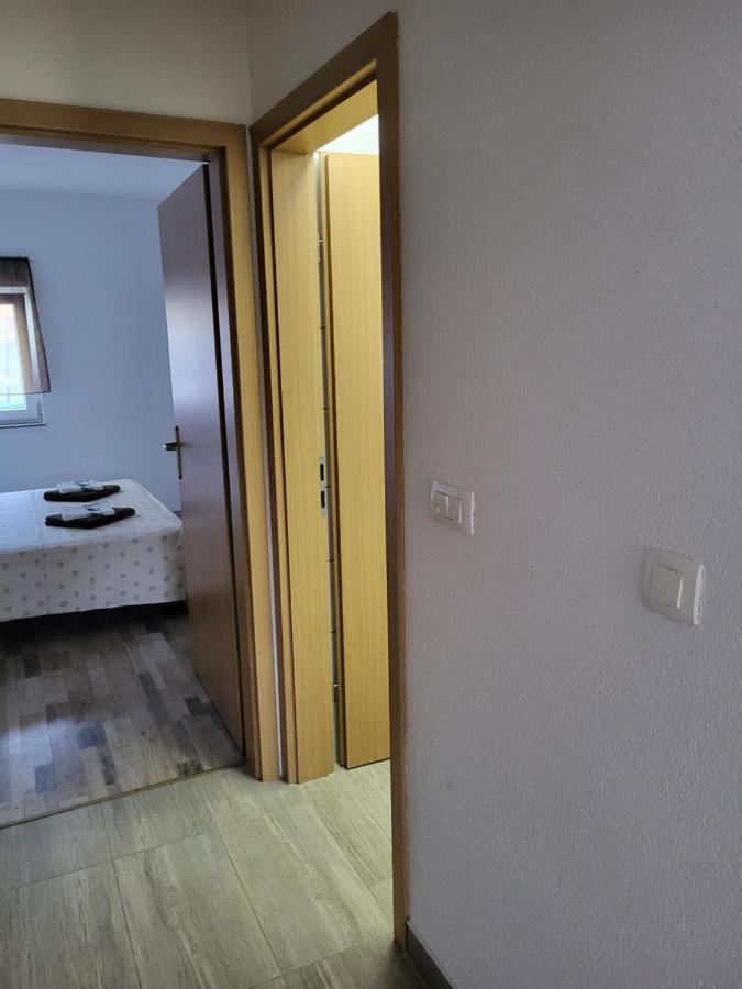 Apartment Mario Pula Exteriér fotografie