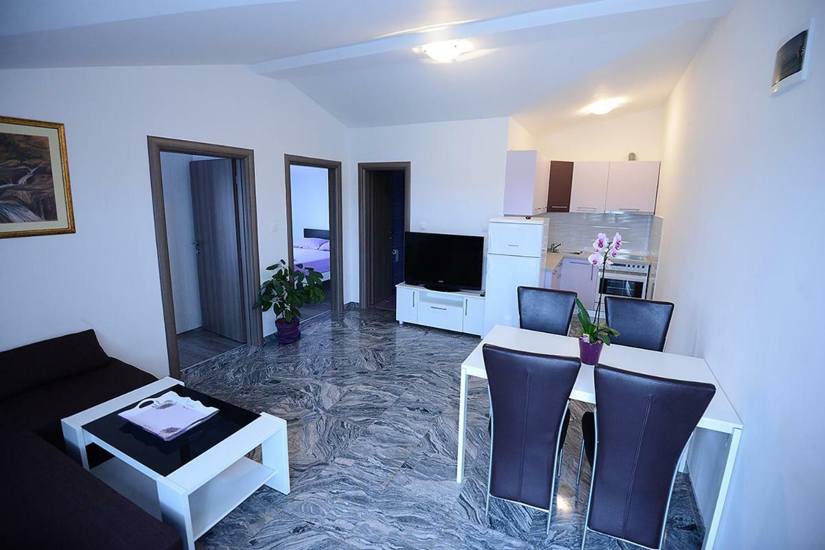 Apartment Mario Pula Exteriér fotografie
