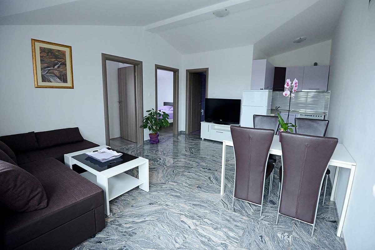 Apartment Mario Pula Exteriér fotografie
